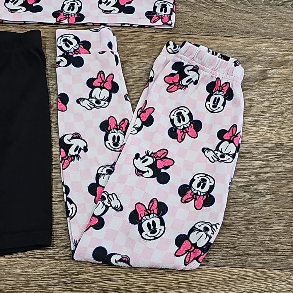 Disney Minnie Mouse girls size 6  three piece pajamas